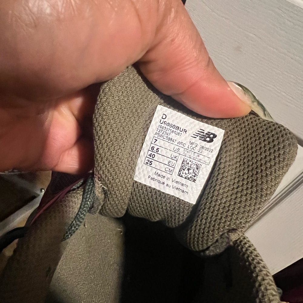 New Balance Athletic Shoes - Brown and Pink - Picture 4 of 4